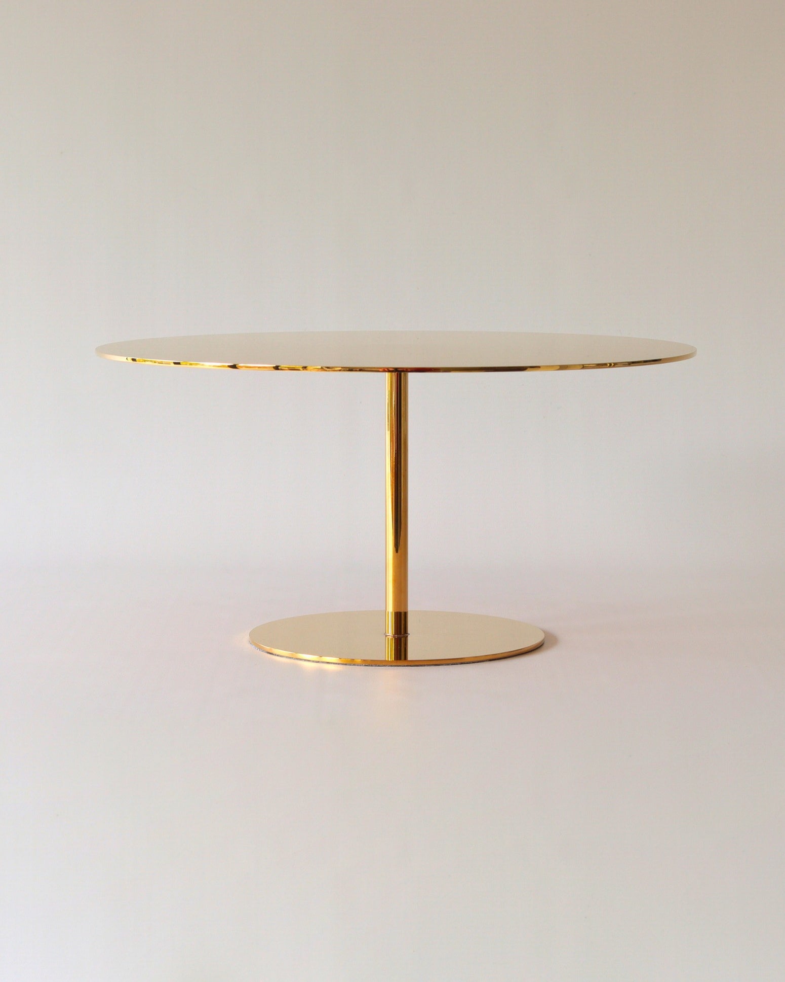 The Stiletto - Pedestal Cake Stand - Round - Special Edition - Gold - Prop Options
