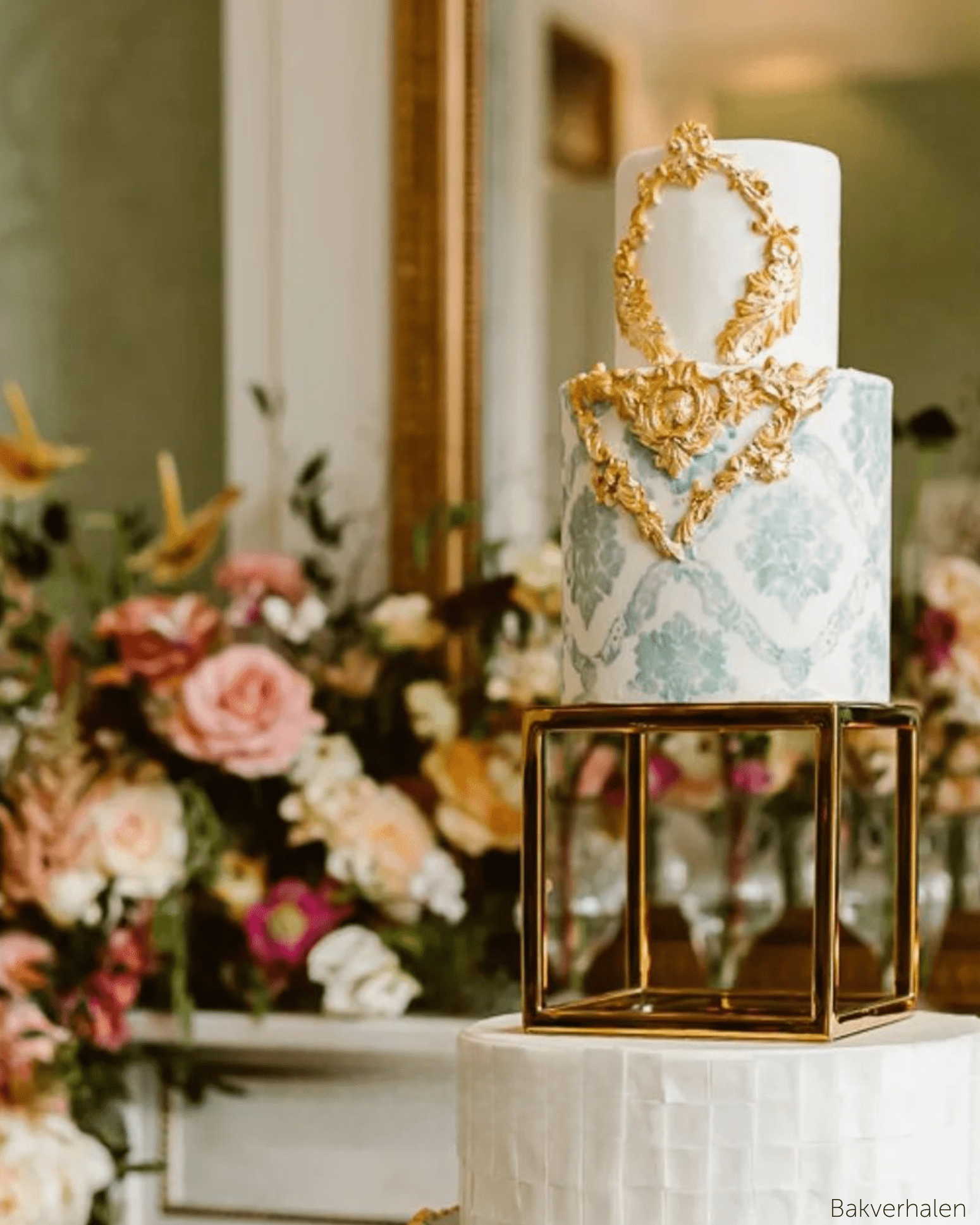 6" Square Metallic Cake Separator - Prop Options