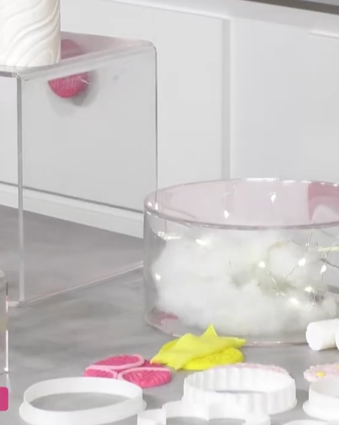 Round Acrylic Fillable Clear Tiers - Prop Options