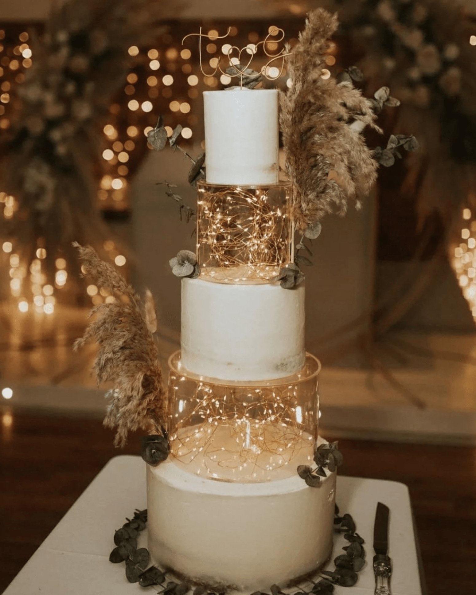 Round Acrylic Fillable Clear Tiers - Prop Options