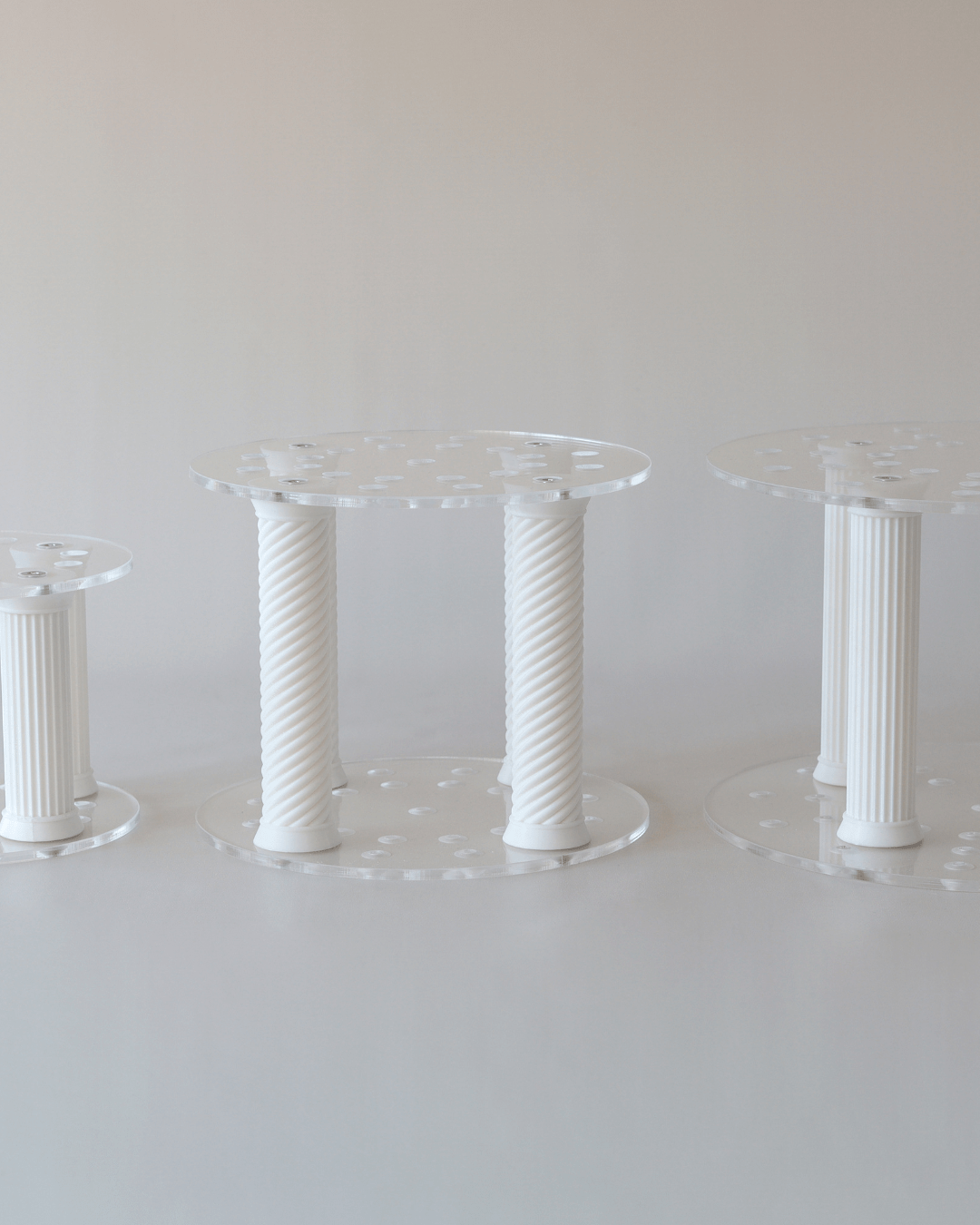 Standard Column Cake Separator - Prop Options