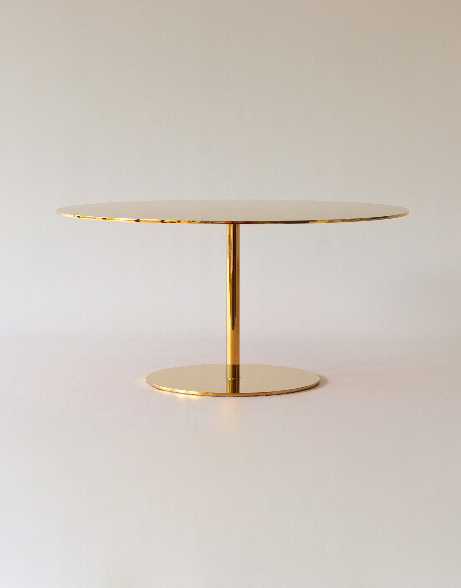 The Stiletto - Pedestal Cake Stand - Round - Special Edition - Gold - Prop Options
