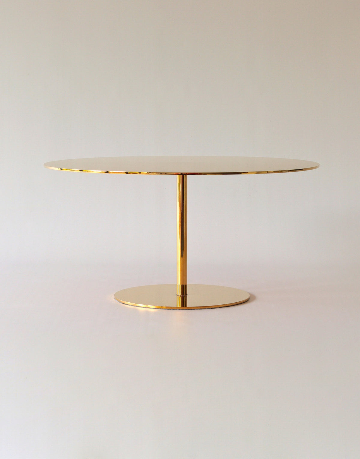 The Stiletto - Pedestal Cake Stand - Round - Special Edition - Gold - Prop Options
