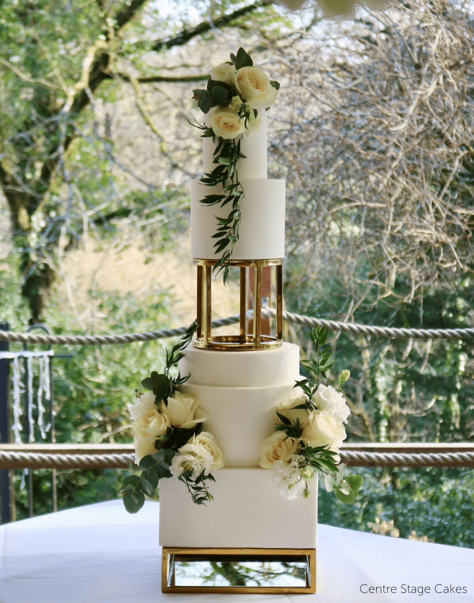 6" Round Metallic Cake Separator - Prop Options