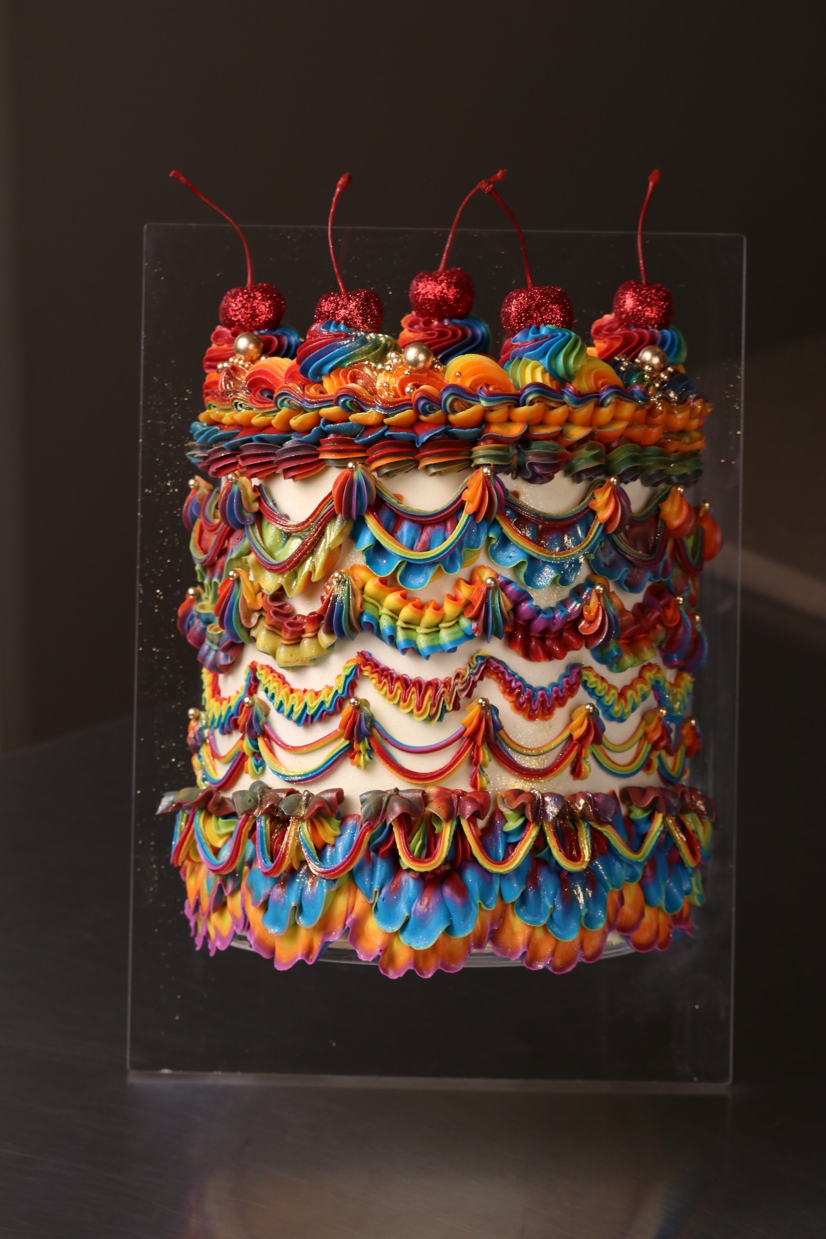 Clear Acrylic Cake Easel - photo 4 - Prop Options