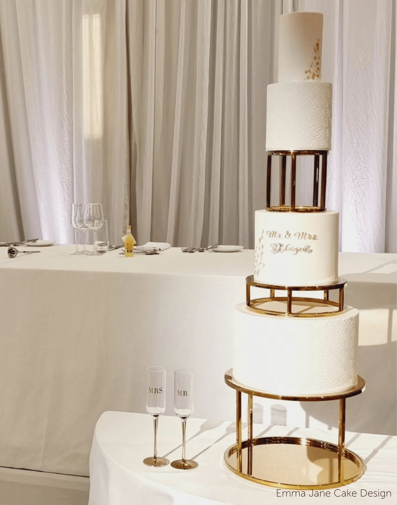 PropBundles - Set of Two - 6" & 10" Round Metallic Cake Separators and Stands - Prop Options