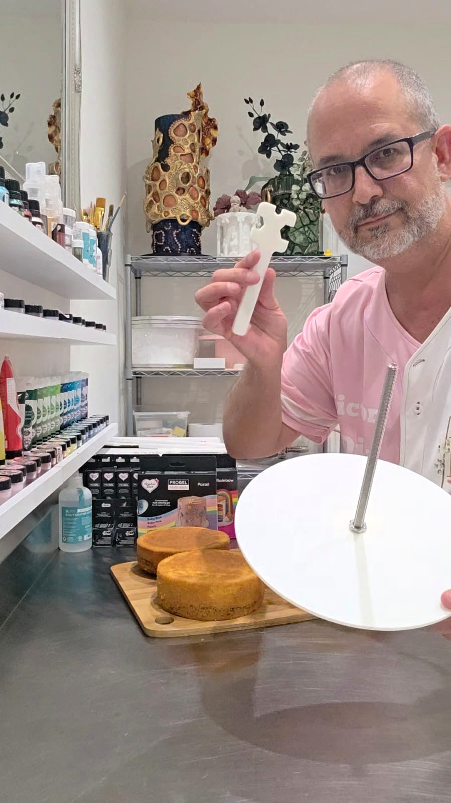 PropUtility Structure Kit - Single Tier Cakes - Victor Diaz - photo 3 - Prop Options